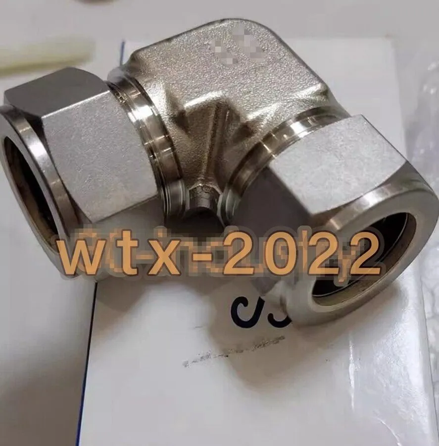 Фитинг Swagelok SS-1610-9 Stainless Steel Tube Fitting Union Elbow, 1 Inch