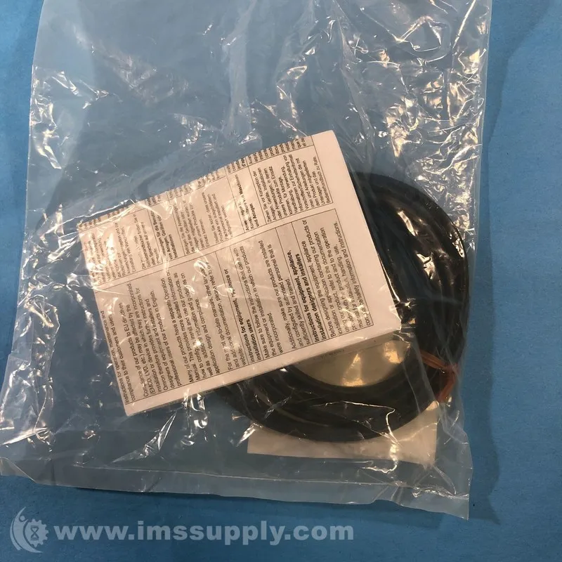 Фотоэлектрический датчик OMRON Photoelectric switch Sensor 12-24VDC E3Z-D62