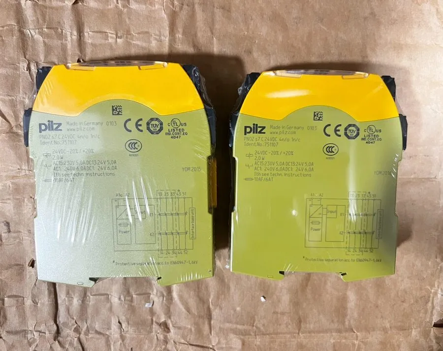 Реле безопасности PILZ Safety Relay PNOZ s7 24VDC 4n/o 1n/c 750107
