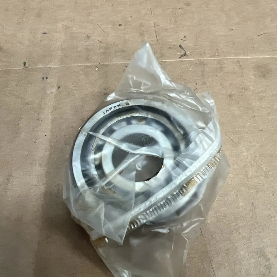 Подшипник NSK HR30302J, Tapered Roller Bearing, 15 x 42 x 14.25 mm — фото лота 1
