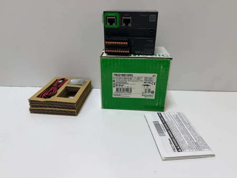 ПЛК Schneider Electric TM221ME16RG Modicon M221, 16 I/O, Relay, Ethernet