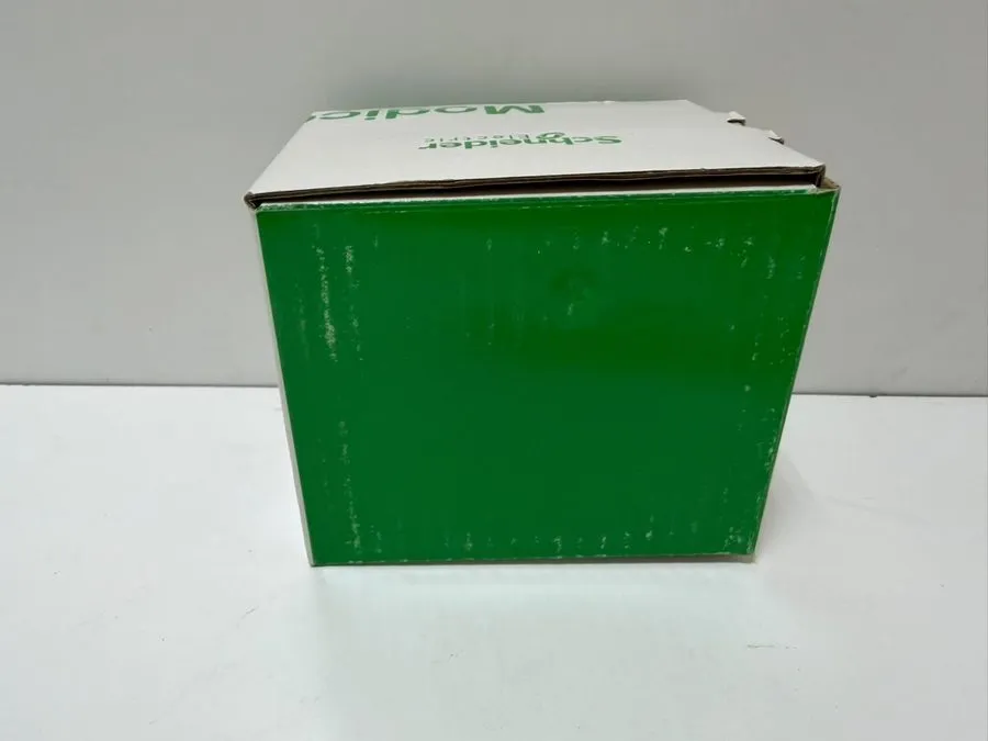 ПЛК Schneider Electric TM221ME16RG Modicon M221, 16 I/O, Relay, Ethernet — фото лота 2