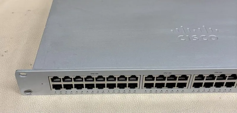 Коммутатор Cisco Meraki MS355-48X-HW 48-Port Managed PoE Switch 10GbE 40GbE — фото лота 2