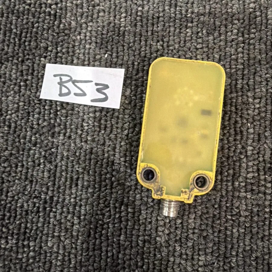 Датчик приближения Turck Bi10U-Q14-AN6X2-V1131 Proximity Sensor 10-30VDC 200mA 1