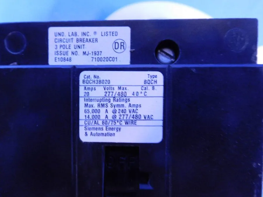 Автоматический выключатель Siemens BQCH3B020 20 Amp 3 Pole 277/480V Bolt On Circ