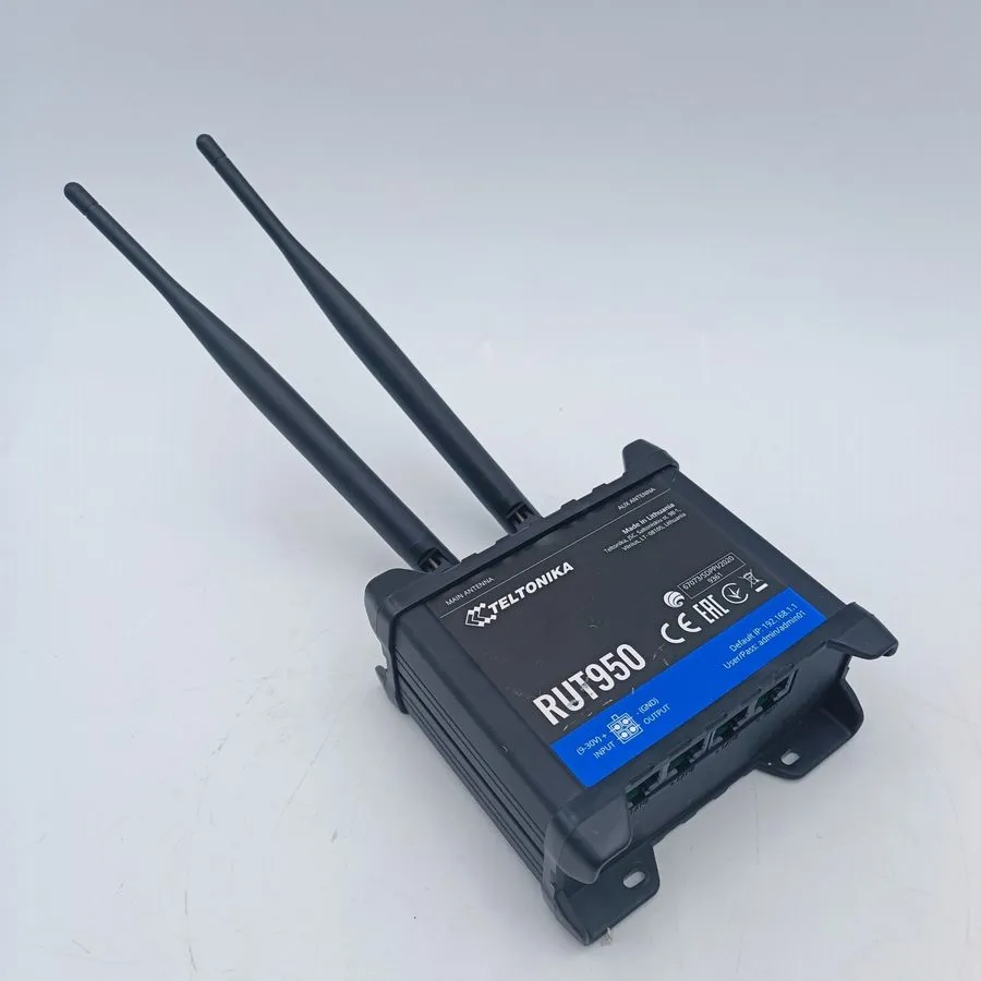 Маршрутизатор Teltonika RUT950 LTE 4G 4-Port 10/100 Wireless Mobile N Industrial