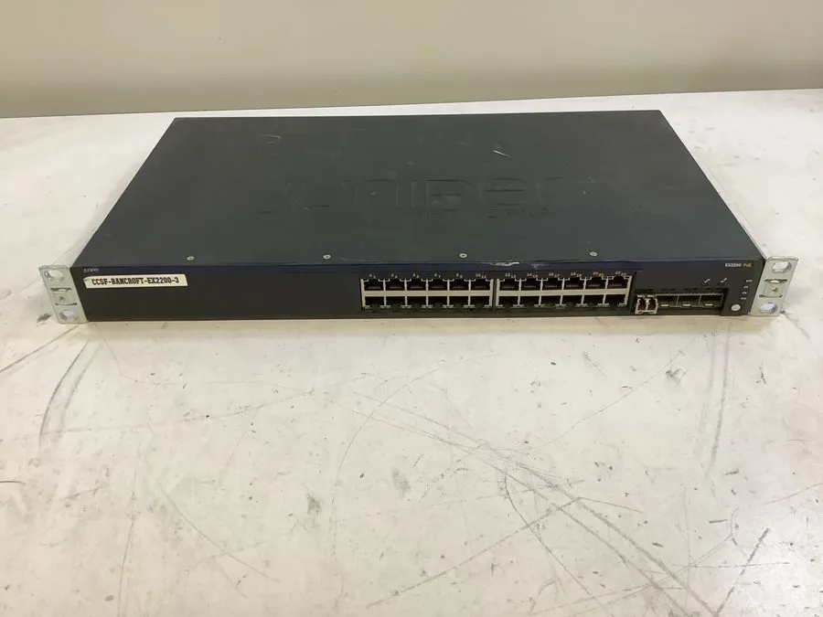 Коммутатор Juniper Networks EX2200 Series 520-032776 REV. 01 24-Port Ethernet Sw