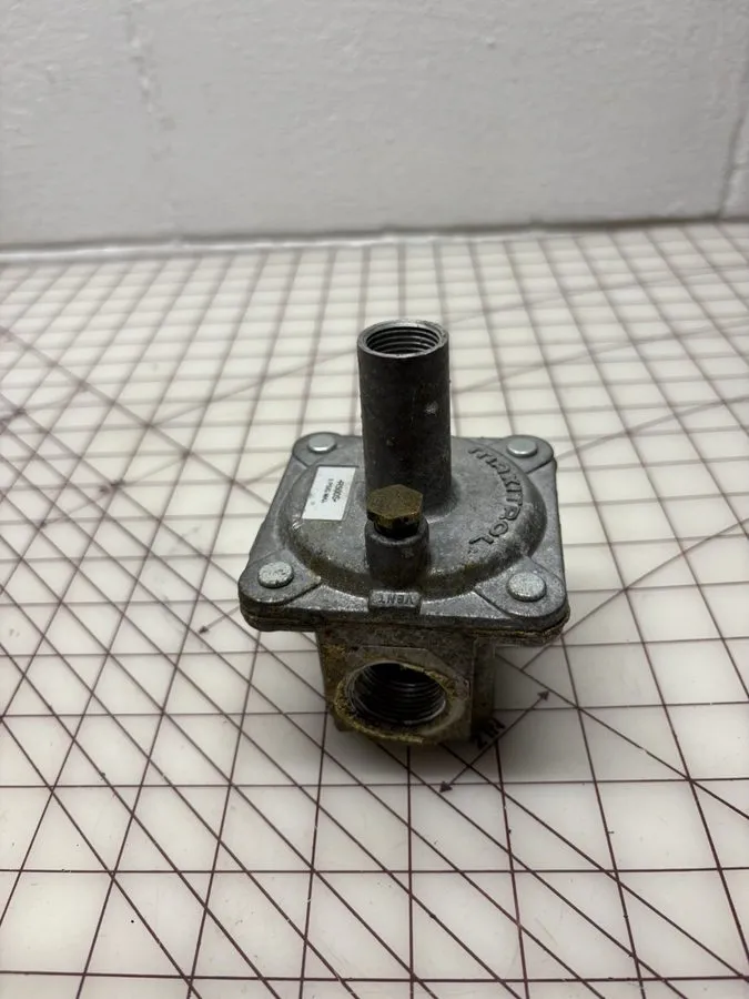 Трубопроводная арматура MAXITROL R500S (3/4") Gas Pressure Regulator,600000 BtuH