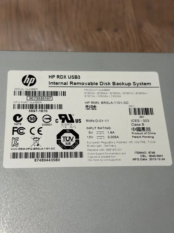 Накопитель RDX HP BRSLA-1101-DC RDX B7B62A USB3 Internal Removable Disk Backup S — фото лота 1
