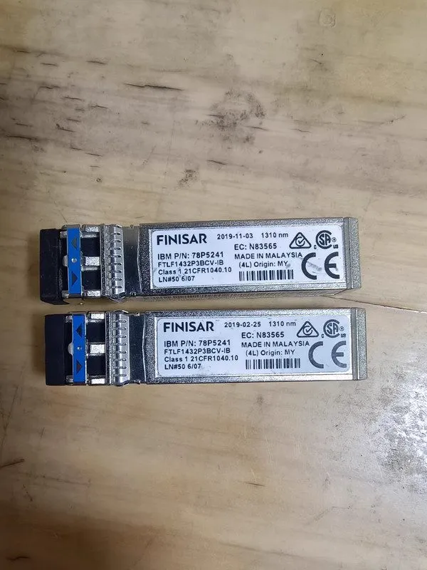 Трансивер IBM 78P5241 FINISAR FTLF1432P3BCV-IB 32G SFP28 SMF 1310nm LC Transceiv