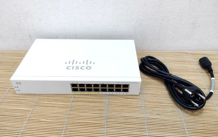 Коммутатор Cisco CBS110-16PP 16-Port Gigabit Unmanaged PoE Switch 8x PoE 64W 1U 