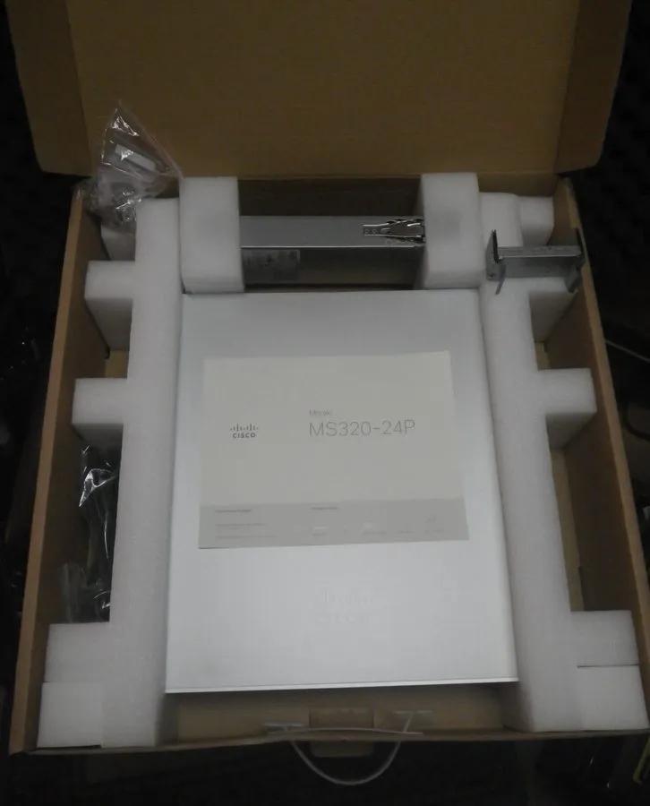 Коммутатор Cisco Meraki MS320-24P 24-Port Gigabit PoE+ Switch w/ 4 × 10GbE SFP+