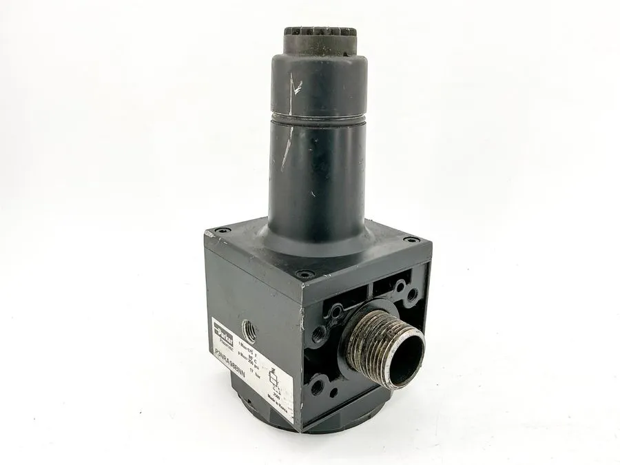 Трубопроводная арматура Parker P3NRA98BNN Pneumatic Regulator 250PSI 17 Bar