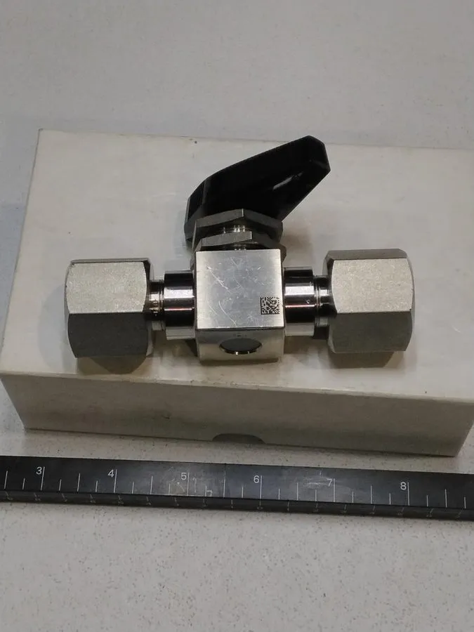 Клапан Swagelok SS-83kf8 1/2" Fnpt Ball Valve Nos 1 Qty
