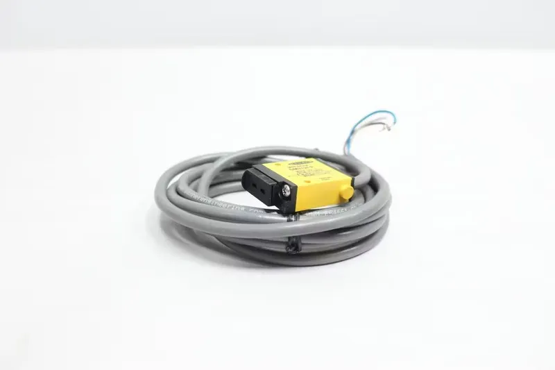 Фотоэлектрический датчик Banner SM312FP Mini-Beam Photoelectric Sensor 10-30V DC