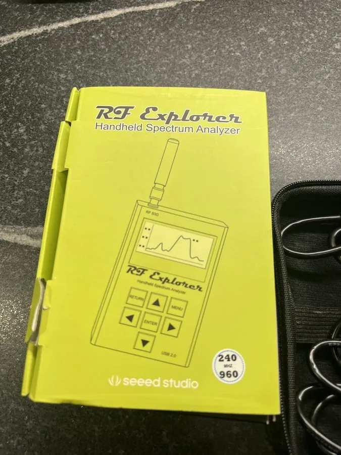 Анализатор спектра RF Explorer Spectrum Analyzer WSUB1G PLUS Slim (50KHz 960Mhz) — фото лота 1