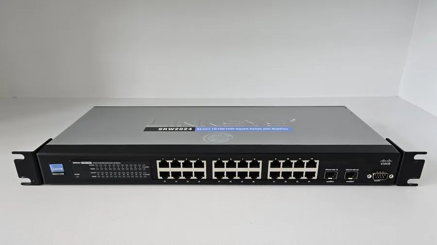 Коммутатор Linksys SRW2024 24 Port 10/100/1000 Gigabit Ethernet Network Switch