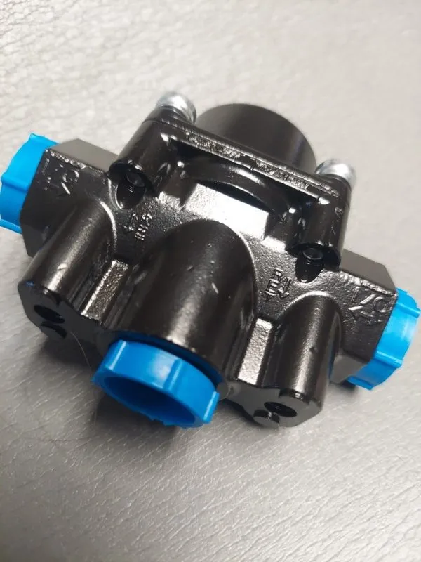 Трубопроводная арматура Holley 12-886 Adjustable EFI Fuel Pressure Regulator 15- — фото лота 3