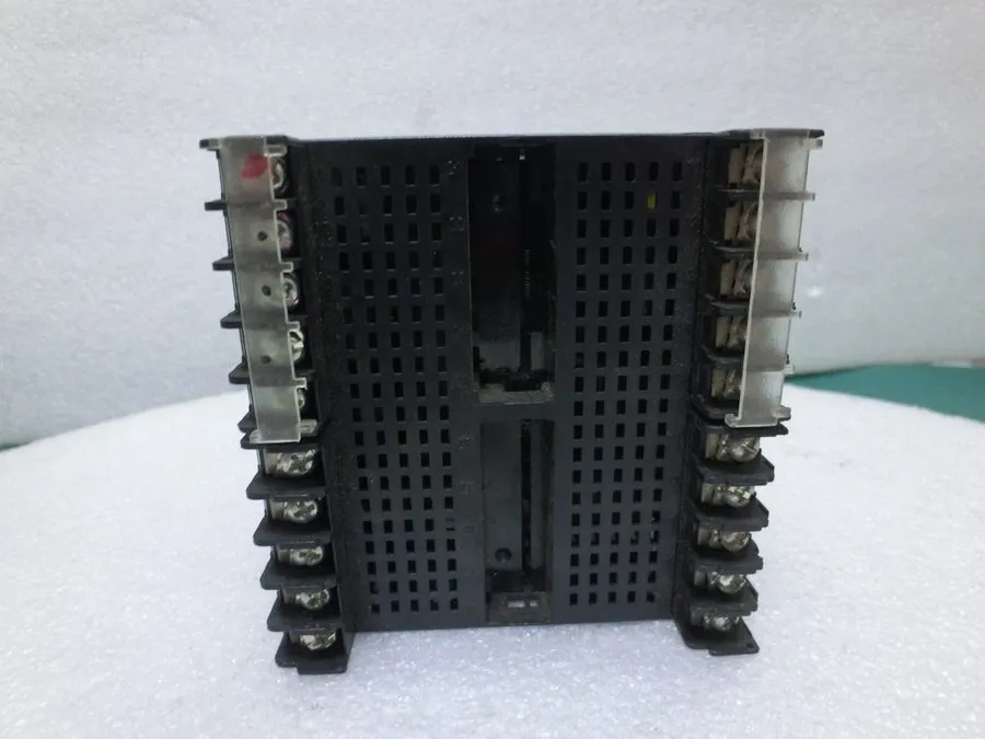 Датчик температуры Omron E5AN-R3MT-500-N Temperature Controller, ,CN~A094 — фото лота 1