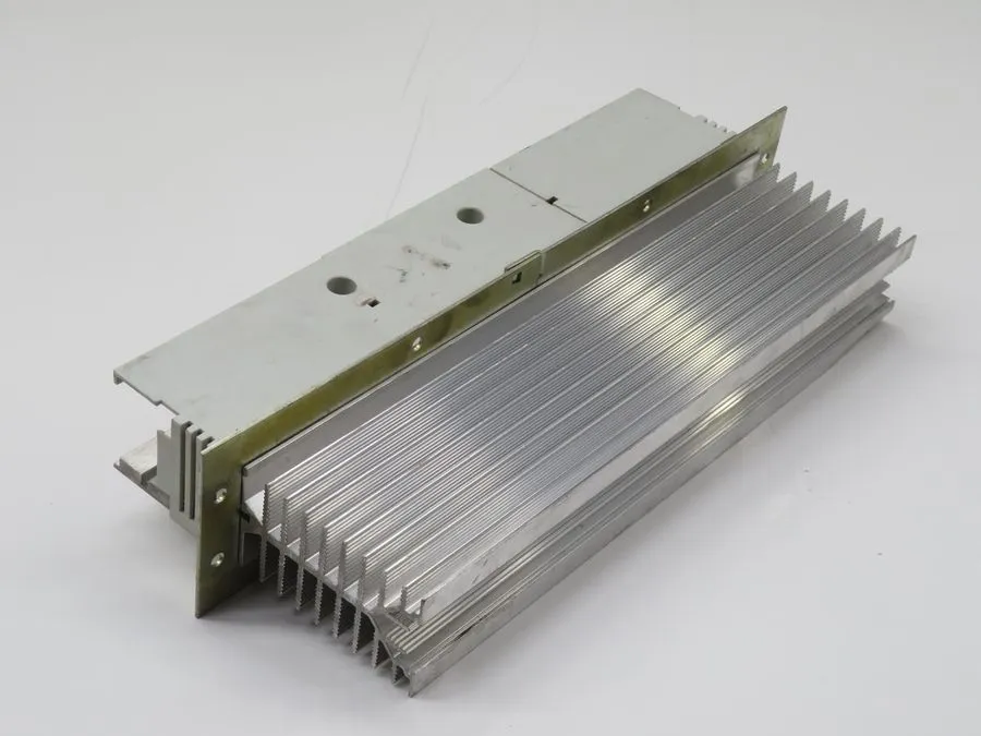 Сервопривод LENZE EMB9352-E SERVO DRIVE T234506