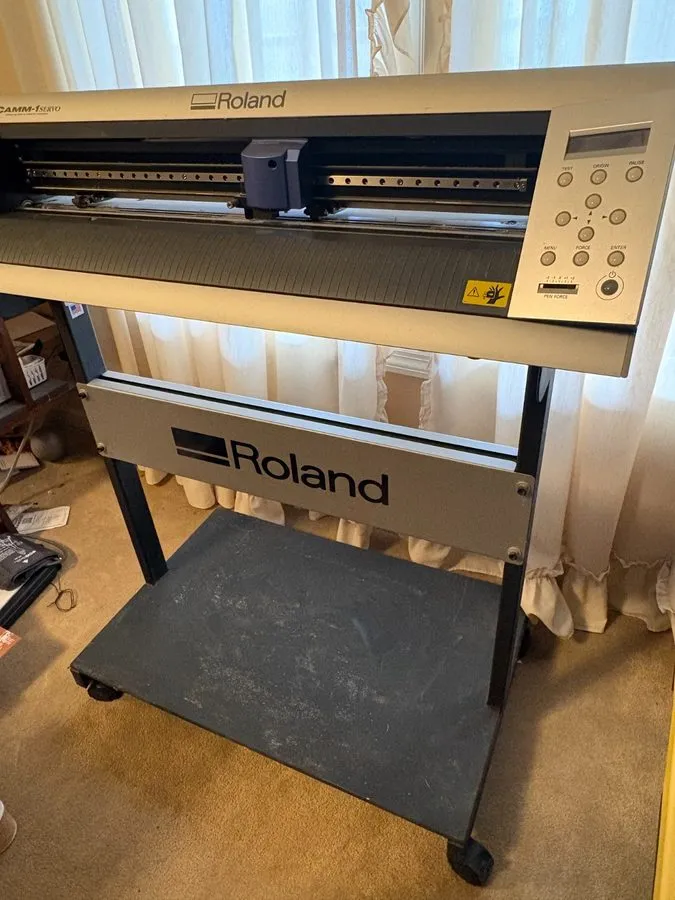 Режущий плоттер Roland CAMM-1 SERVO GX-24 24-Inch Professional Desktop Vinyl Cut