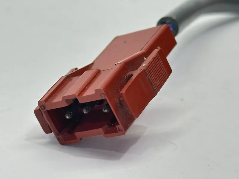 Датчик приближения Omron E2E-X18ME1 Proximity Sensor 12-24VDC 2348