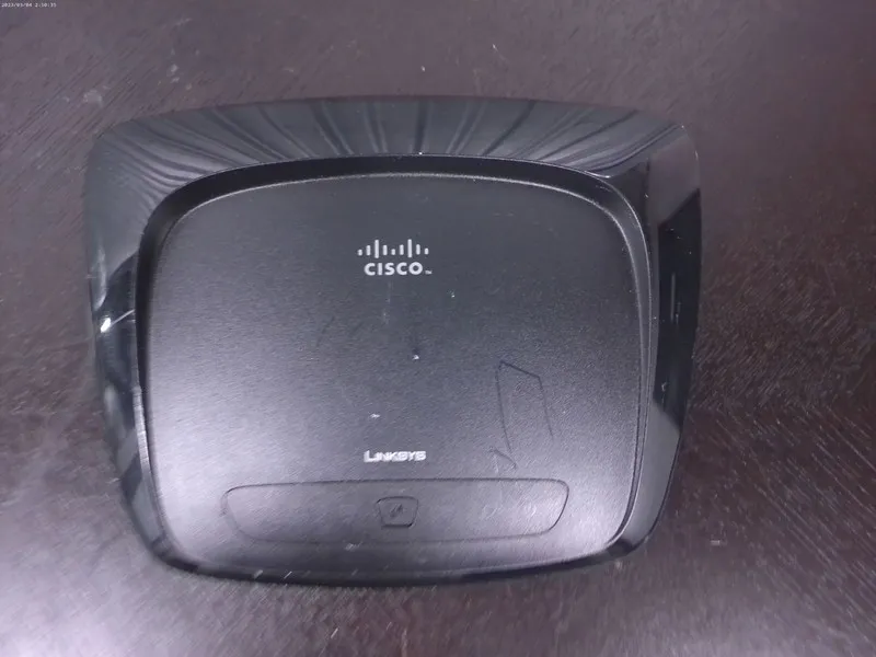 Маршрутизатор Linksys DIR-890L/R 54 Mbps 4-Port 10/100 Wireless G Router (WRT54G