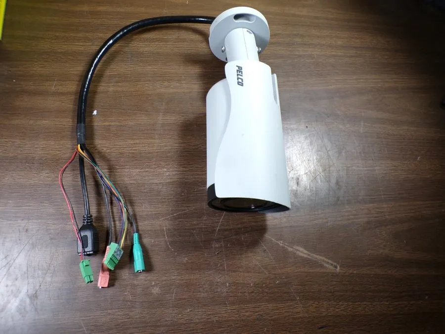 Камера PELCO IBE229-1R CAMERA