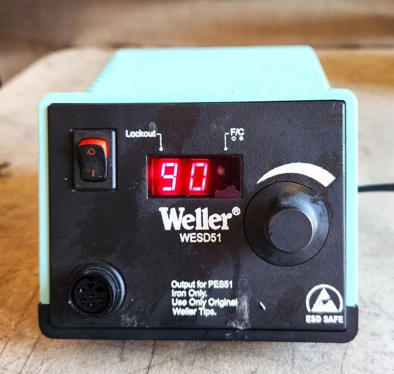 Паяльная станция Weller WESD51 60 W, 120 VAC, Soldering Station + PES51 24 VDC P
