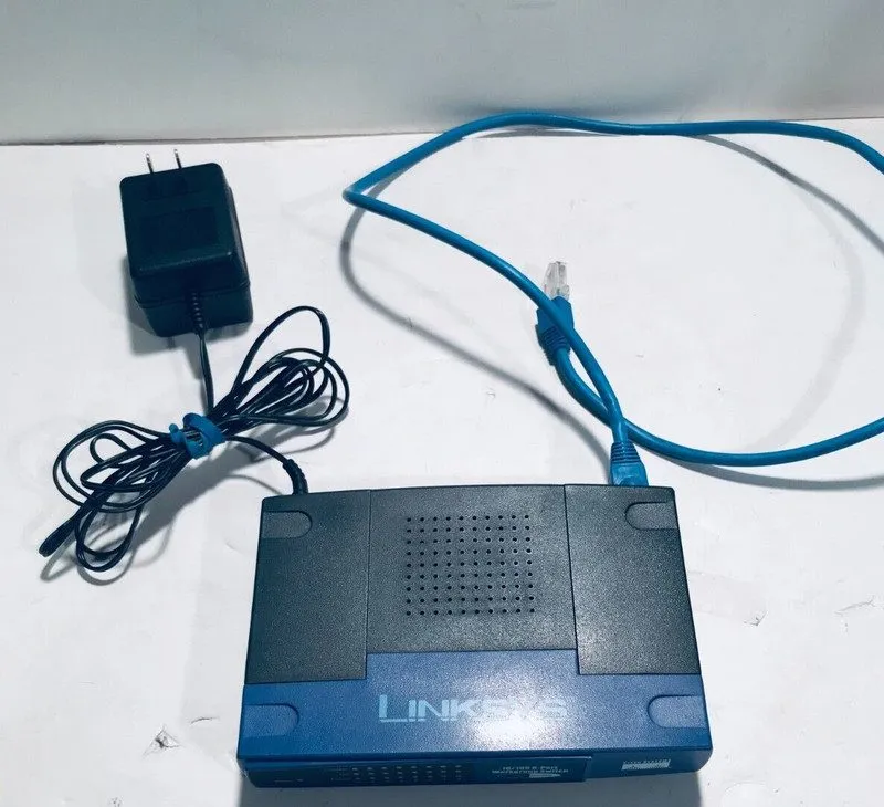 Коммутатор Linksys EtherFast 10/100 8-Port Workgroup Switch Model EZXS88W