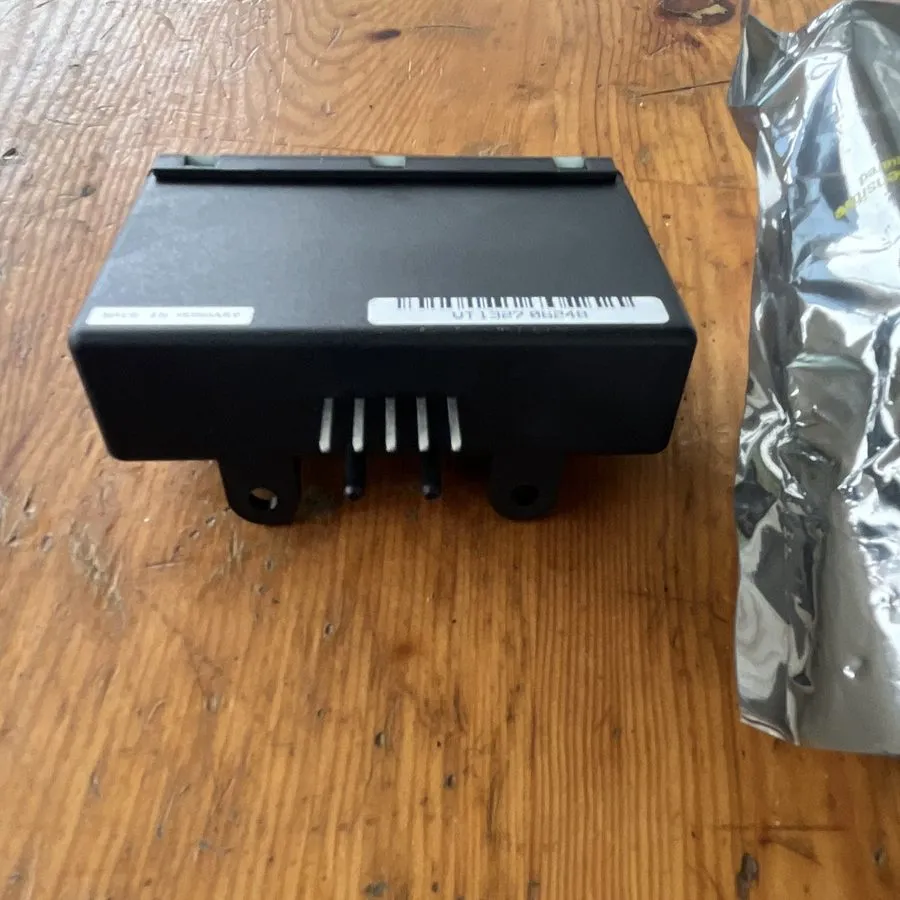 Датчик ROSEMOUNT 2120D2GR1NAA E1180ST RELAY SWITCH — фото лота 2