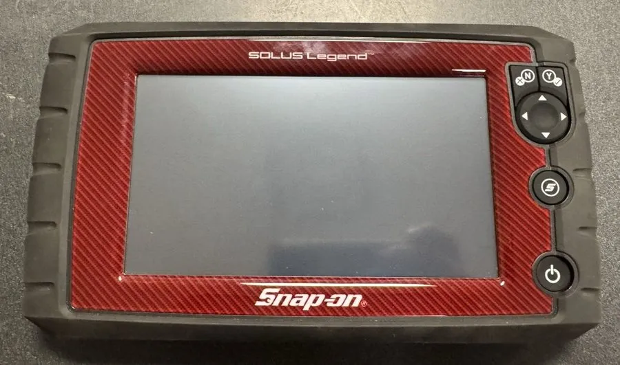 Диагностический сканер Snap On Scanner Sollus Legend EESC33 In Soft Case — фото лота 2