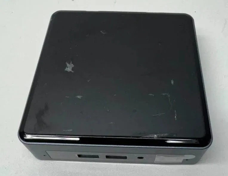 Клавиатура Intel NUC 8 Mini PC QuadCore i5-8259U 2.3GHz 8GB DDR4 256 GB SSD W/ A