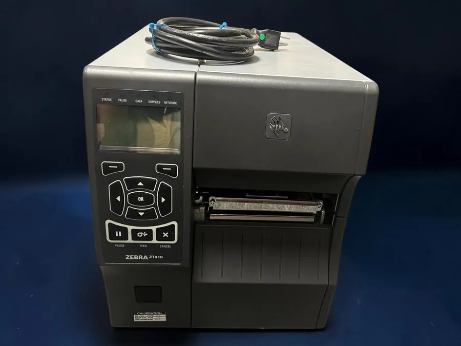 Принтер этикеток Zebra ZT410 ZT41043-T010000Z Industrial Label Printer Powers On — фото лота 1