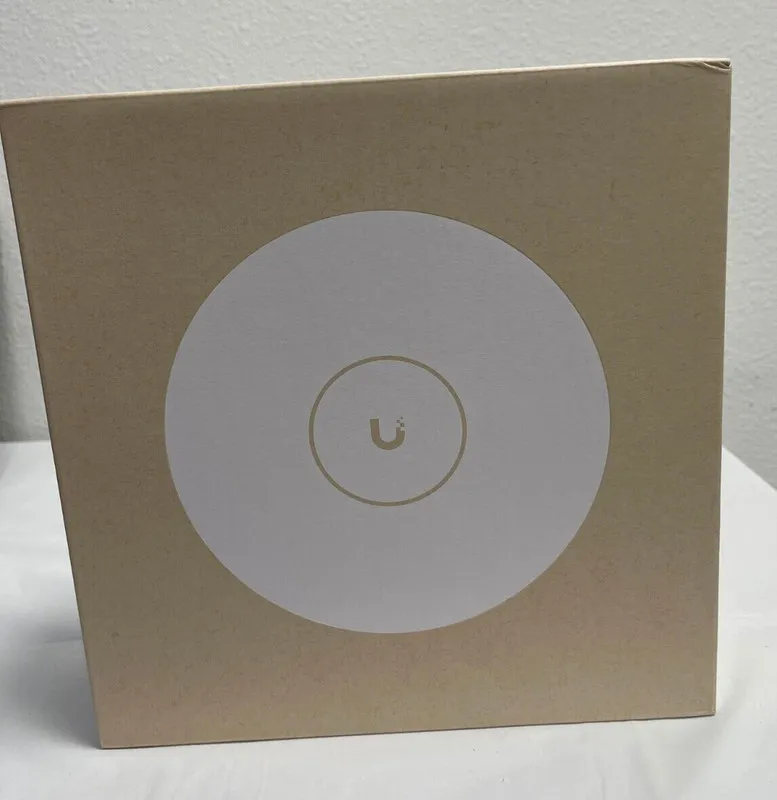 Точка доступа Wi-Fi Ubiquiti U7 Pro XGS, Ceiling-mounted 8-stream WiFi 7 Access 