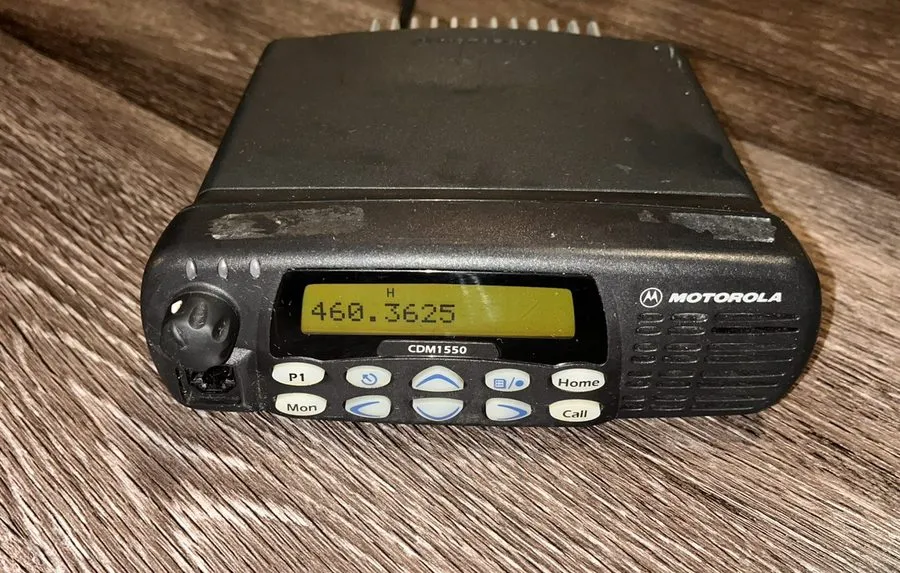 Радиостанция Motorola CDM1550 UHF 450-512