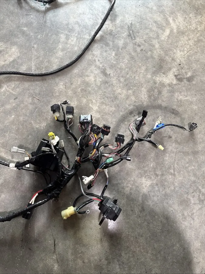 Жгут проводов SUZUKI HARNESS ASSY, WIRING 36610-98J70 — фото лота 1