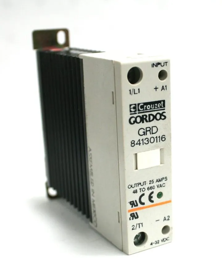 Реле Crouzet Gordos GRD 84130116 Solid State Relay Output 25A 48 to 660 VAC.