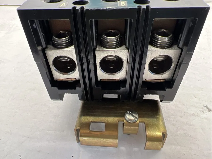 Автоматический выключатель Square D I-line KC34150 150A 3p 480V Circuit Breaker 