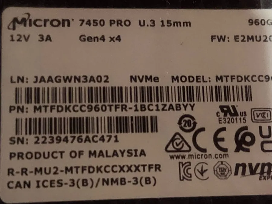SSD-накопитель Micron 7450 PRO 960GB U.3 15mm PCIe 4.0 NVMe Enterprise SSD MTFDK