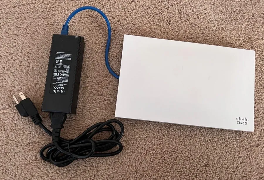 Точка доступа Wi-Fi Cisco Meraki MR32-HW 802.11ac 3x3 MIMO PoE Dual Band Access  — фото лота 1
