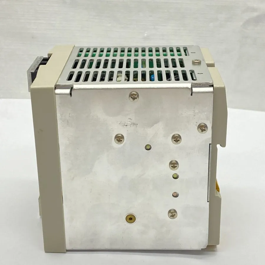 Блок питания Omron S8VS-24024 Switch Mode Power Supply 240W 24VDC 10A DIN Rail