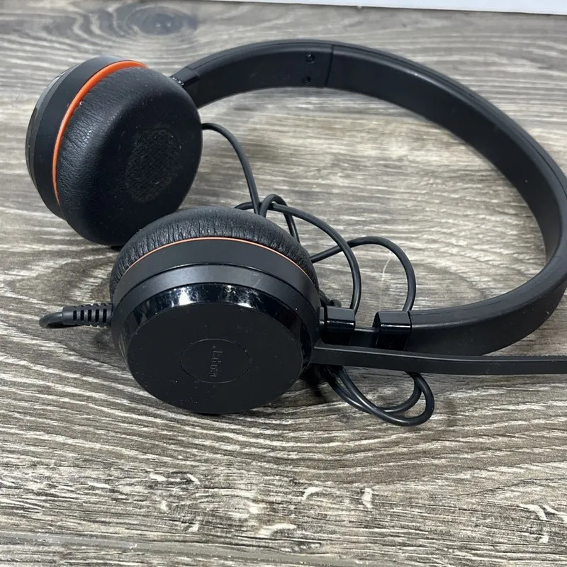 Jabra Evolve 30 II HSC060 Stereo 3.5mm Call Center Headset w/ Mic