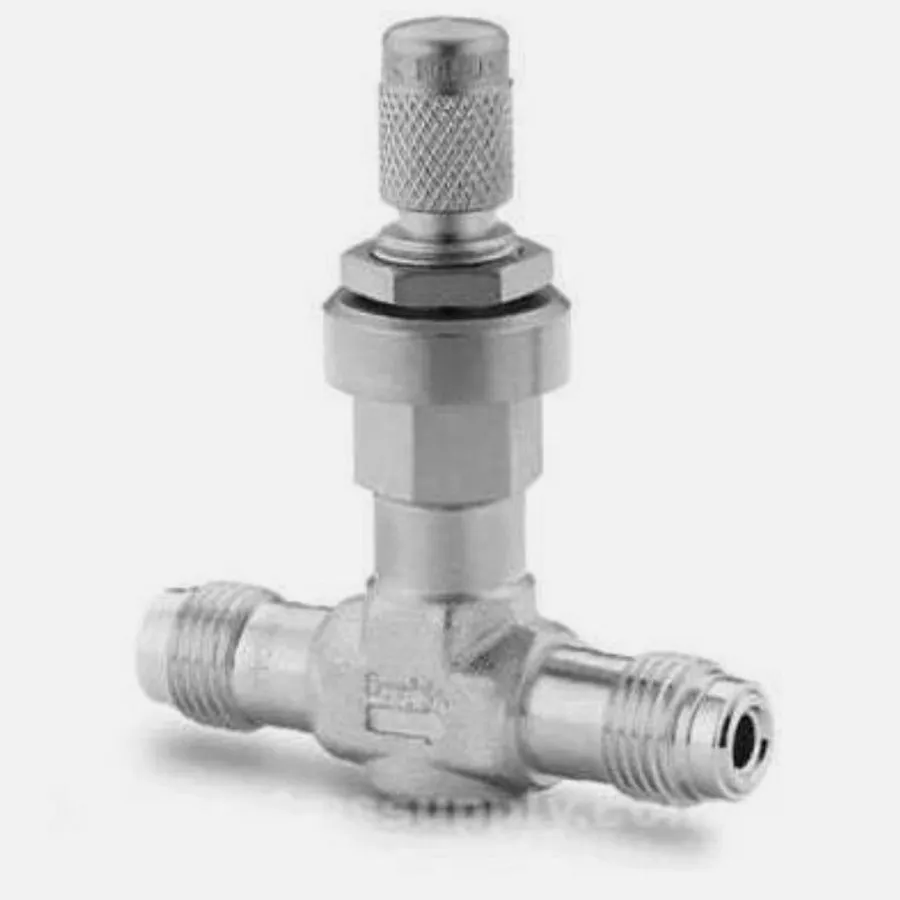 Клапан SWAGELOK SS-4MG-VCR MEDIUM FLOW METERING VALVE 0004671472