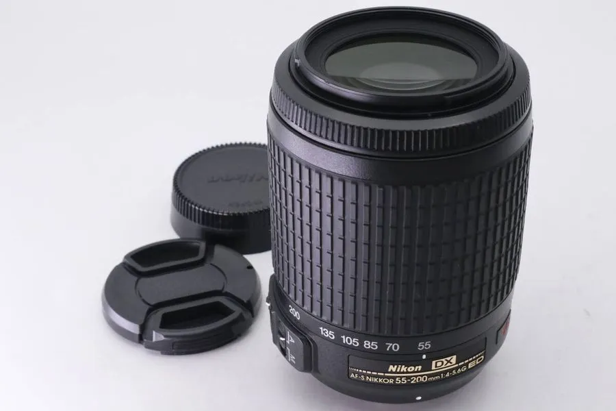 Объектив NIKON AF-S NIKKOR 55-200mm f4-5.6G ED DX VR IF LENS, CAPS, POUCH