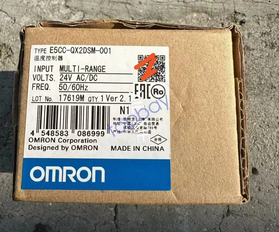 Датчик температуры OMRON Temperature Controller E5CC-QX2DSM-001 24VAC/DC 50/60Hz