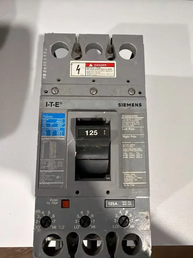 Автоматический выключатель SIEMENS FD63F250 SENTRON SERIES B 250 AMP CIRCUIT BRE