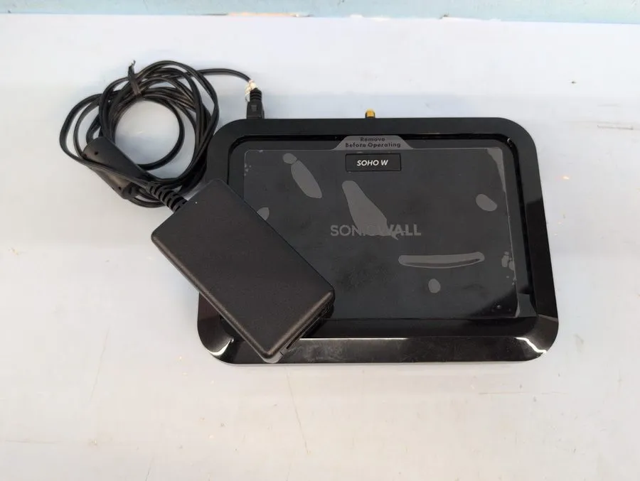 Межсетевой экран SonicWall SOHO 250 W APL41-0BA Wireless Network Security Firewa