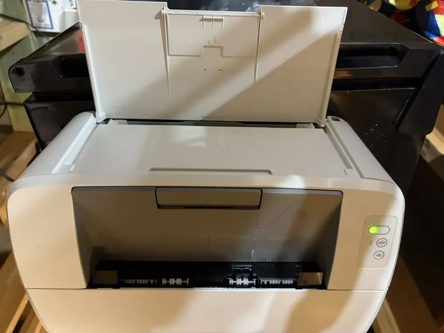 Лазерный принтер HP LaserJet M110we Wireless Black & White Compact Laser Printer — фото лота 4