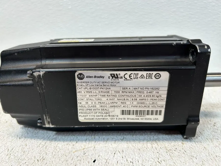Серводвигатель Allen‑Bradley Servo Motor VPL-B1003T-PK12AA